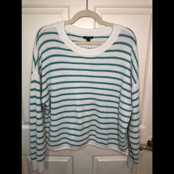 Wild Fable sweater  - Picture 1 of 4